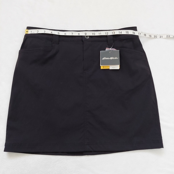 Eddie Bauer Travel Adventure Skort - Picture 4 of 11